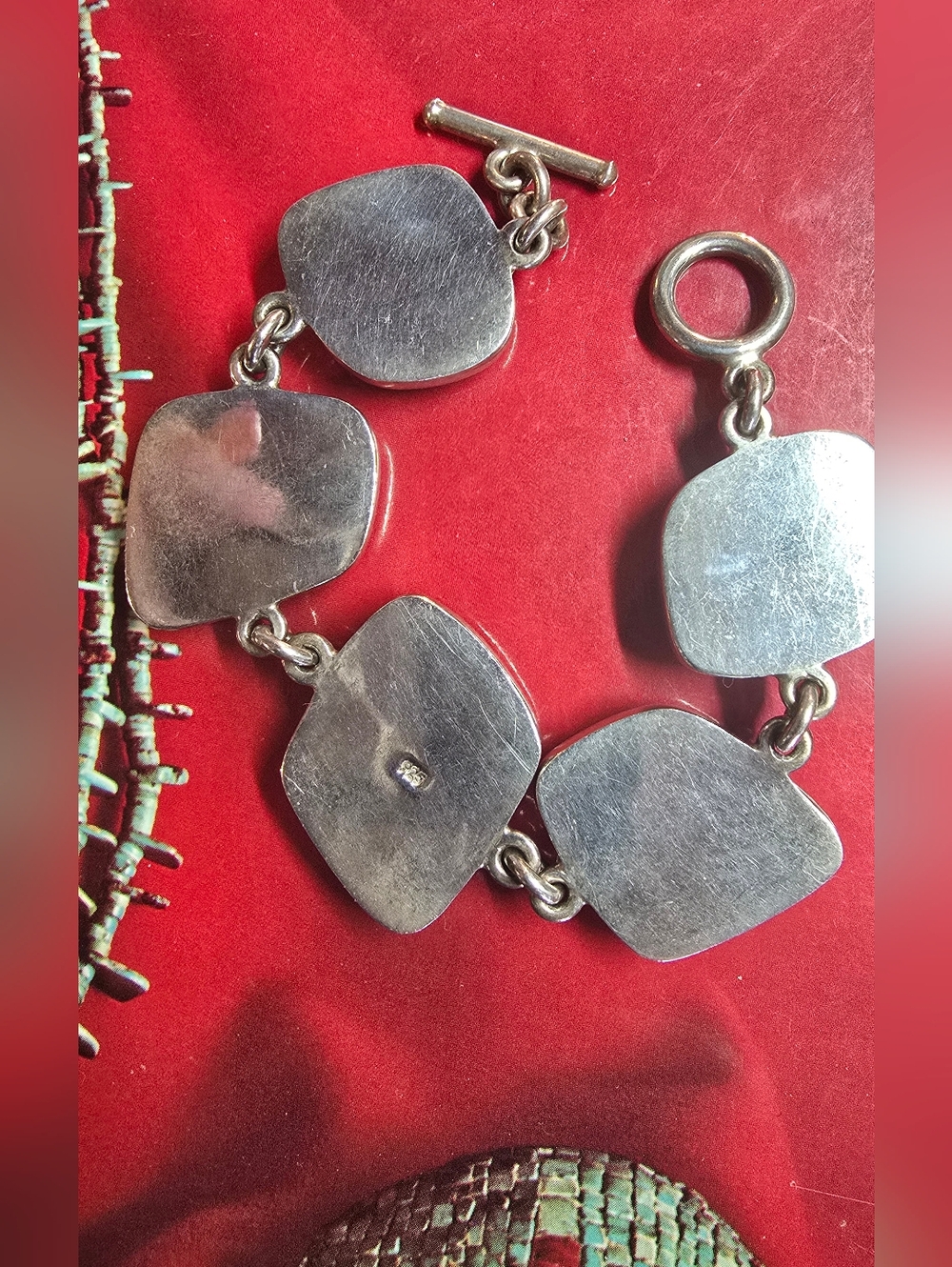 Vintage Soutwest-inspired Sterling Silver And Variscite Cabochan Toggle Bracelet - Picture 3 of 10